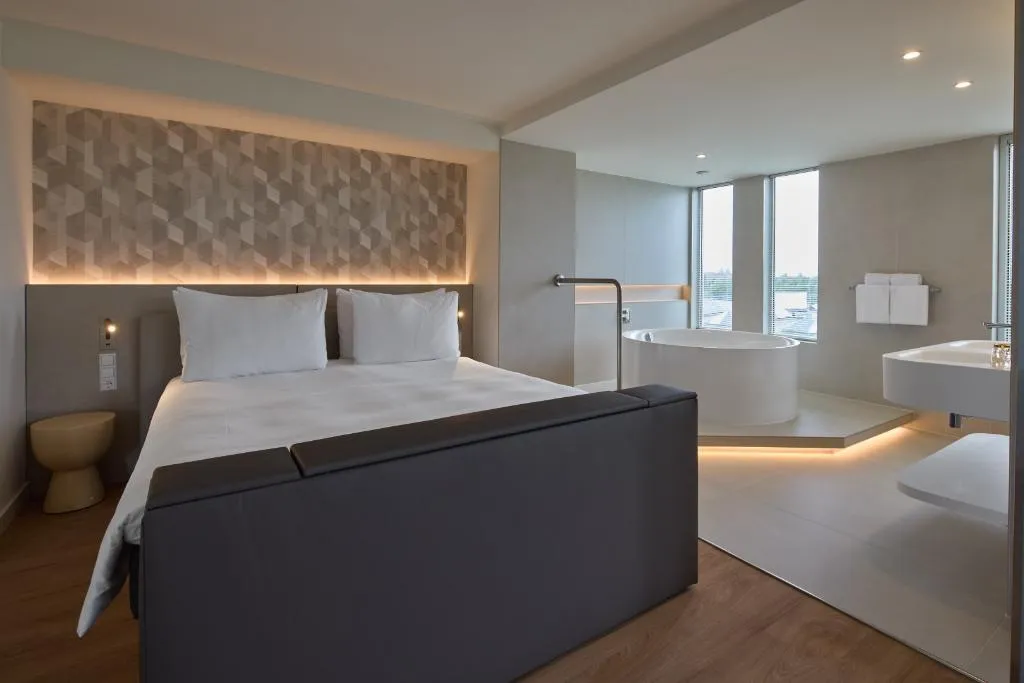 Room, WestCord Art Hotel Amsterdam 4, Amsterdam
