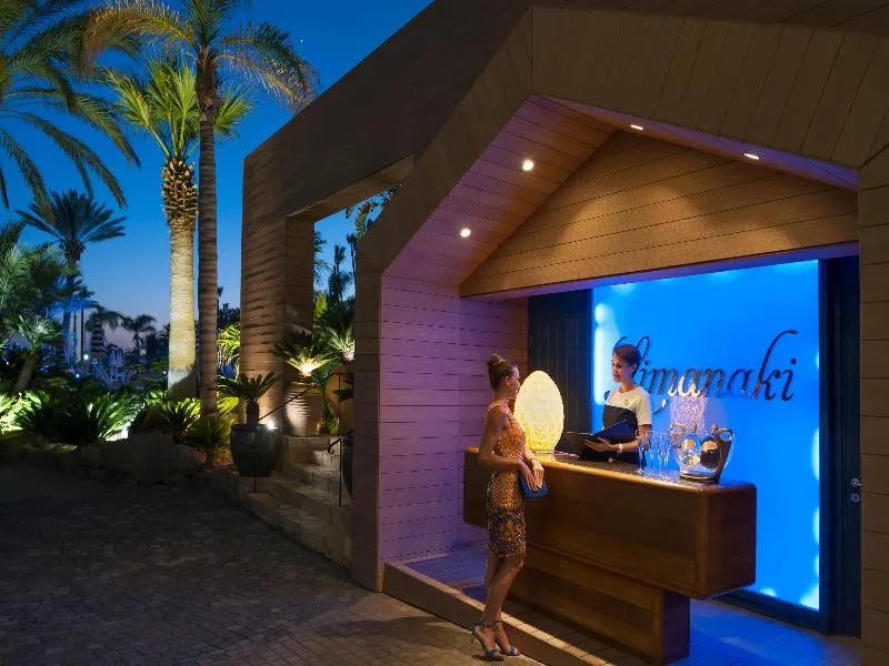 Restaurant, Amathus Beach Hotel Limassol, Cyprus