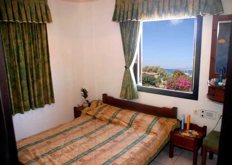 Room, Iliostasi Beach Apts, Crete