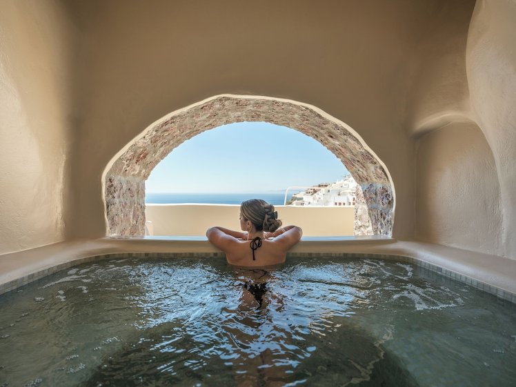 Oia Castle Luxury Suites, Santorini
