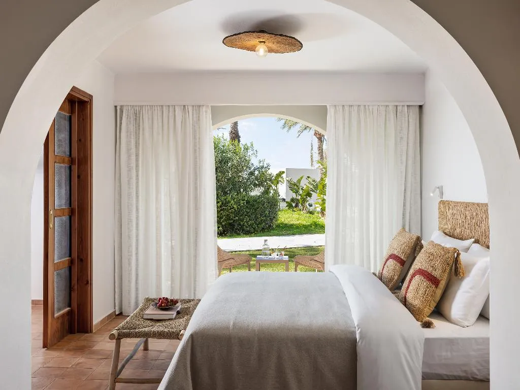 FAMILY ROOM CAPACITY 4 Room, Grecotel Casa Paradiso, Kos