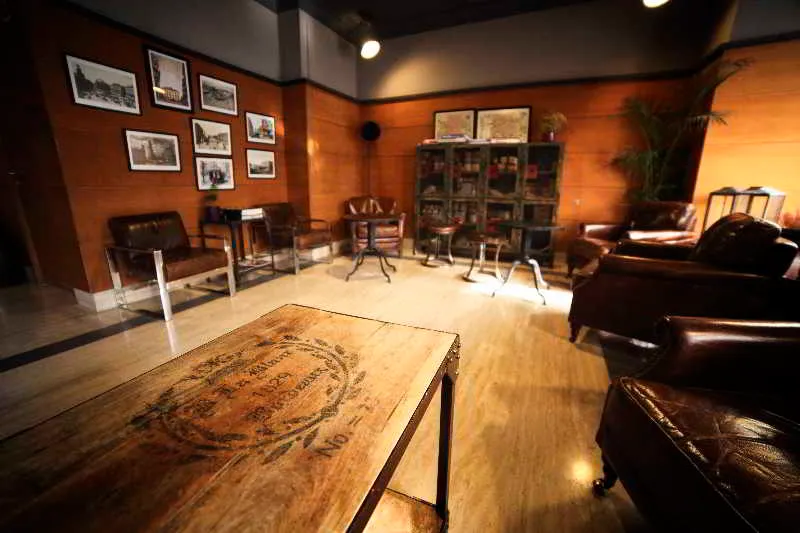 Lobby, Persal, Madrid