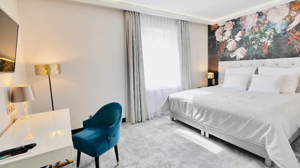 DOUBLE STANDARD Room, Szewska 22 Boutique, Krakow