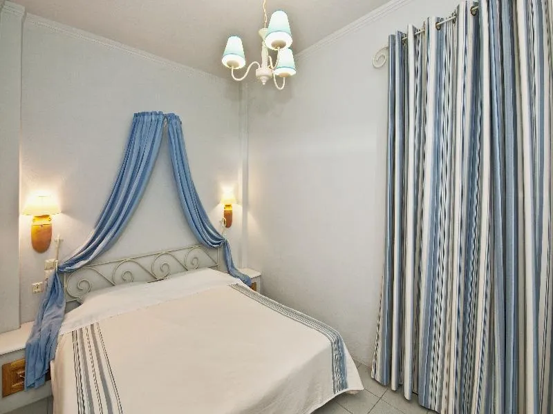 Double or Twin STANDARD Room, Meltemi Village, Santorini