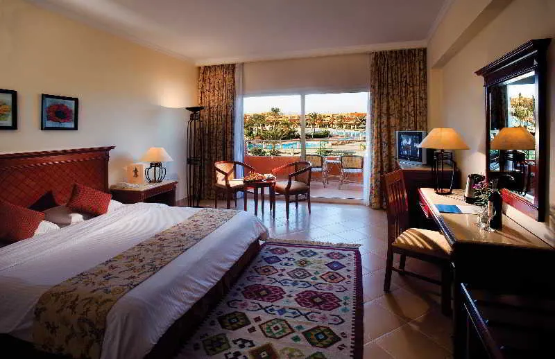 Room, Amwaj Oyoun Resort & Casino, Red Sea Riviera