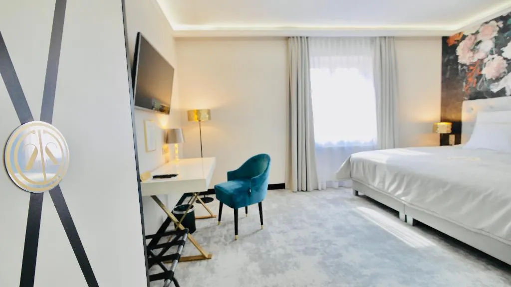 DOUBLE STANDARD Room, Szewska 22 Boutique, Krakow