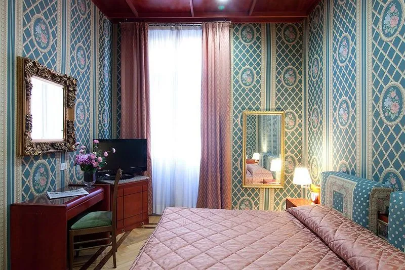 TRIPLE STANDARD Room, Hotel Galles, Rome