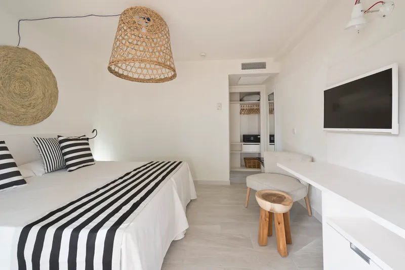 Room, FERGUS Club Europa, Majorca