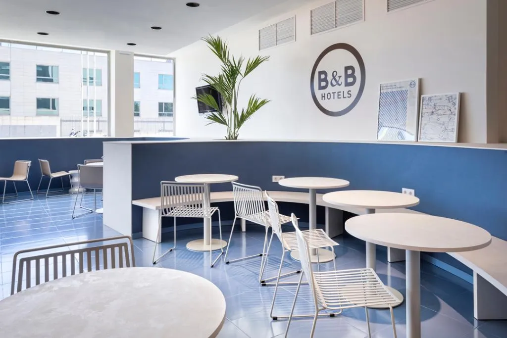 Restaurant, B&B Hotel Madrid Aeropuerto T1 T2 T3, Madrid