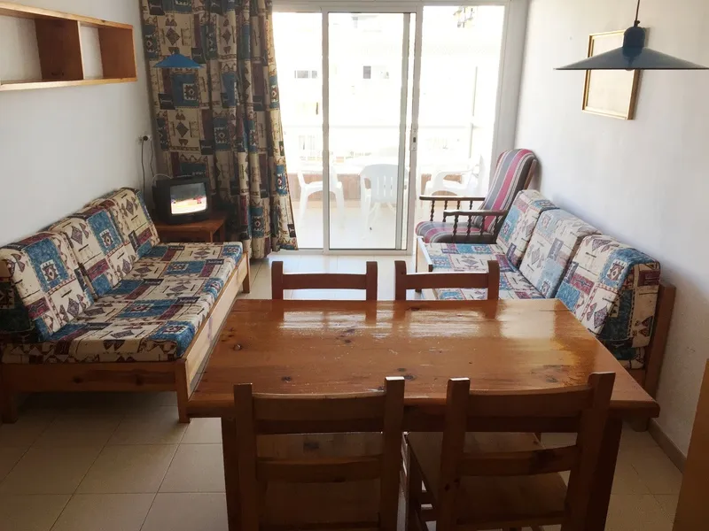 APARTMENT CAPACITY 6 TWO BEDROOMS Room, Apartamentos Ar Lotus, Costa Brava