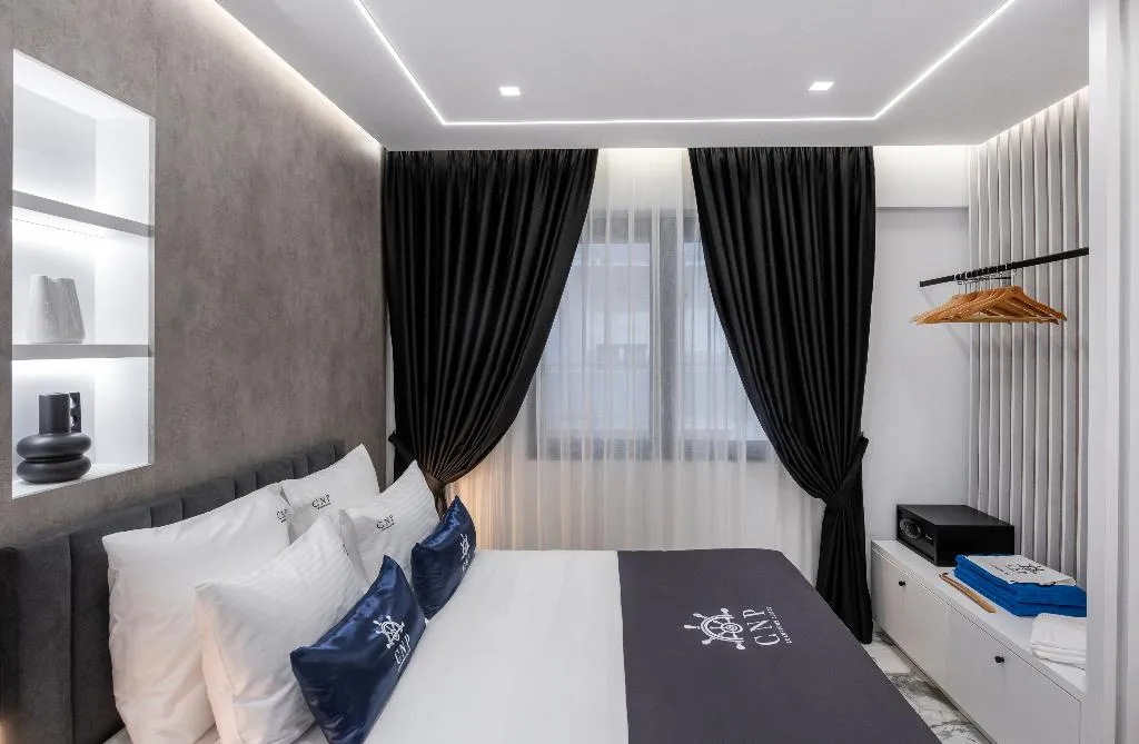 SUITE DELUXE Room, Captain Napoleon Paterakis CNP Luxurious Suites, Crete