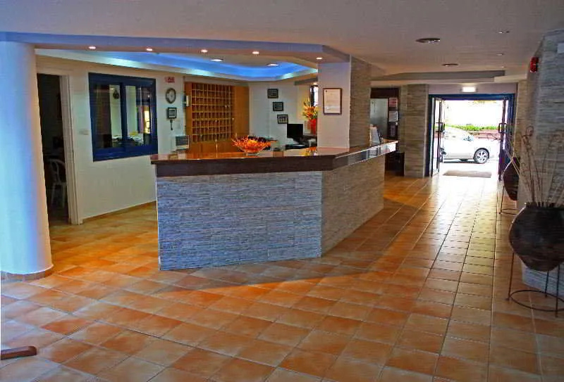 Lobby, Myro Androu Hotel Apts, Cyprus