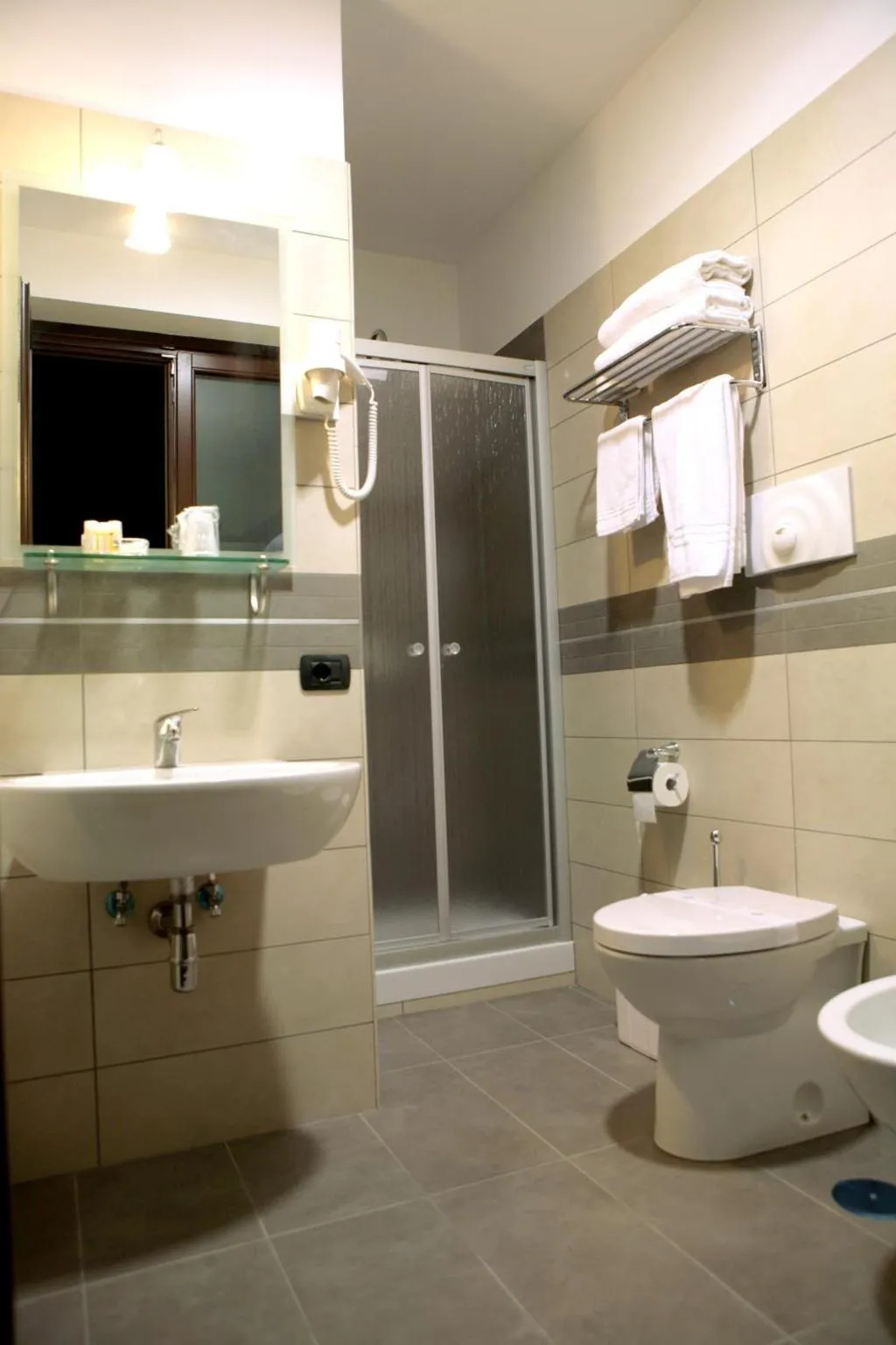 TRIPLE STANDARD Room, Visagi, Naples