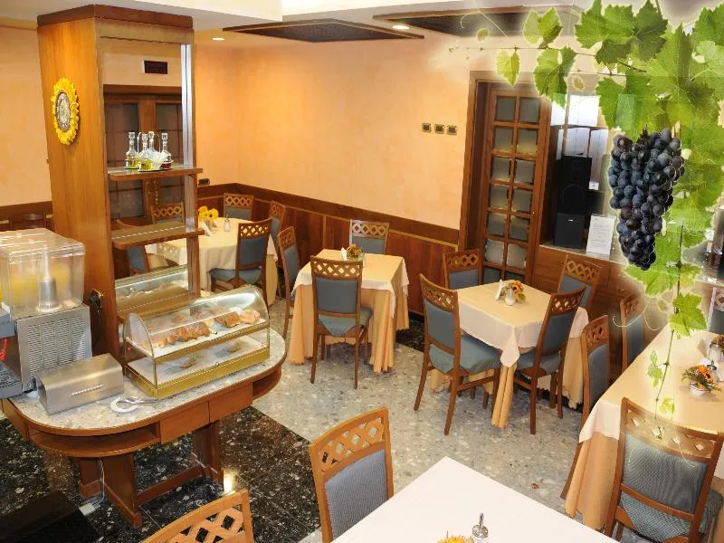 Restaurant, Meeting Ciampino, Rome