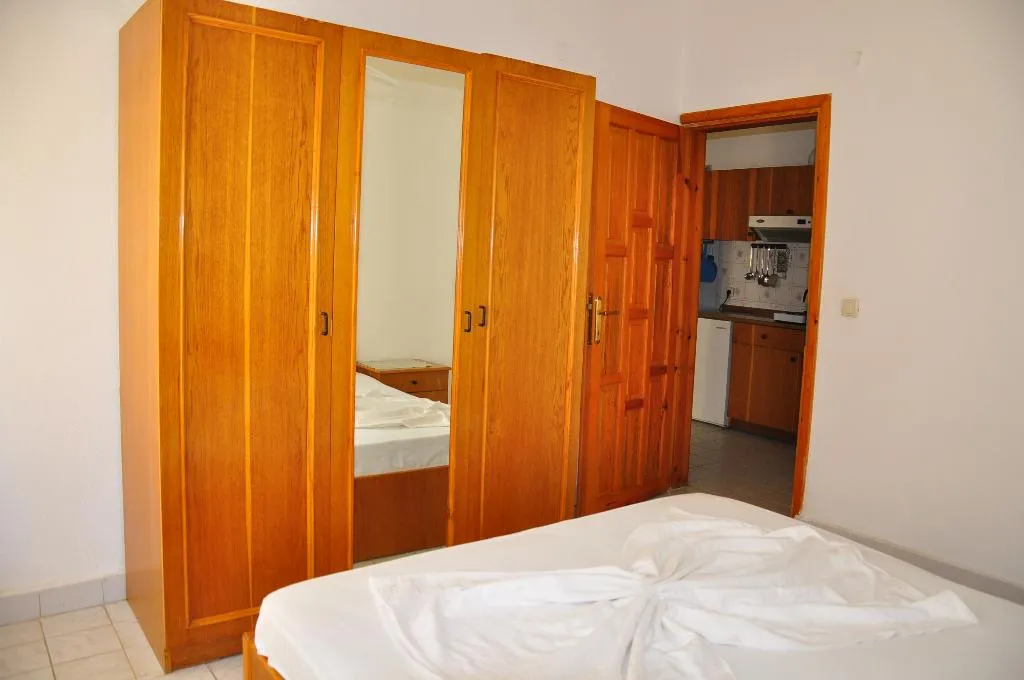 APARTMENT ONE BEDROOM Room, Delphin Apart Hotel, Antalya