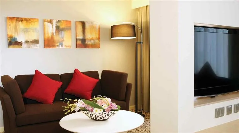 TRIPLE STANDARD Room, Novotel Suites Mall Avenue Dubai Hotel, Dubai