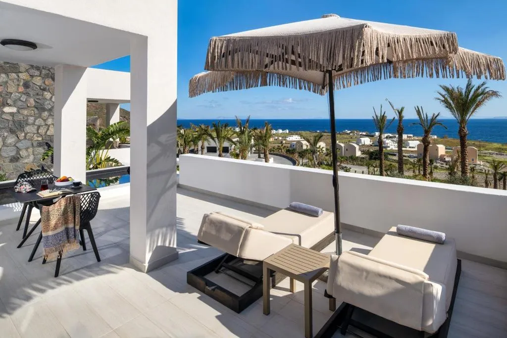 SUITE DELUXE Room, Palm Island Suites, Santorini