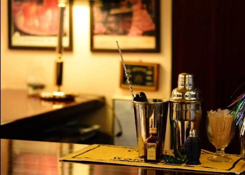 Bar, Nicola, Athens