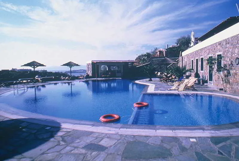 Pool, San Antonio Summerland, Mykonos