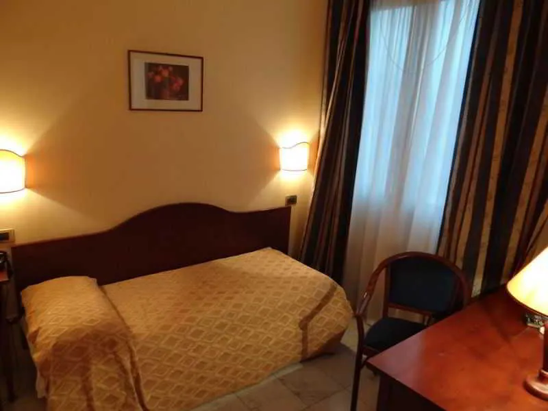 SINGLE STANDARD Room, Albatros, Florence