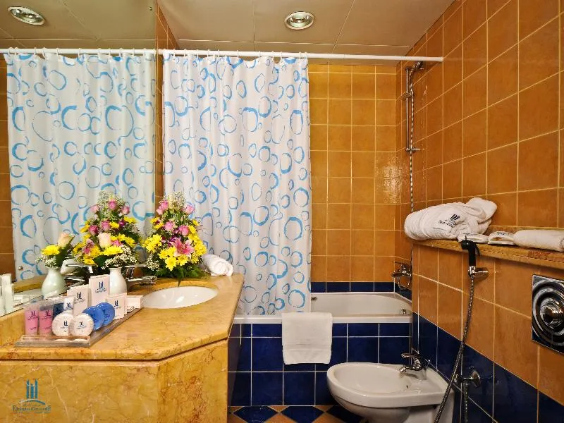APARTMENT THREE BEDROOMS Room, Emirates Concorde Hotel & Residence, Dubai