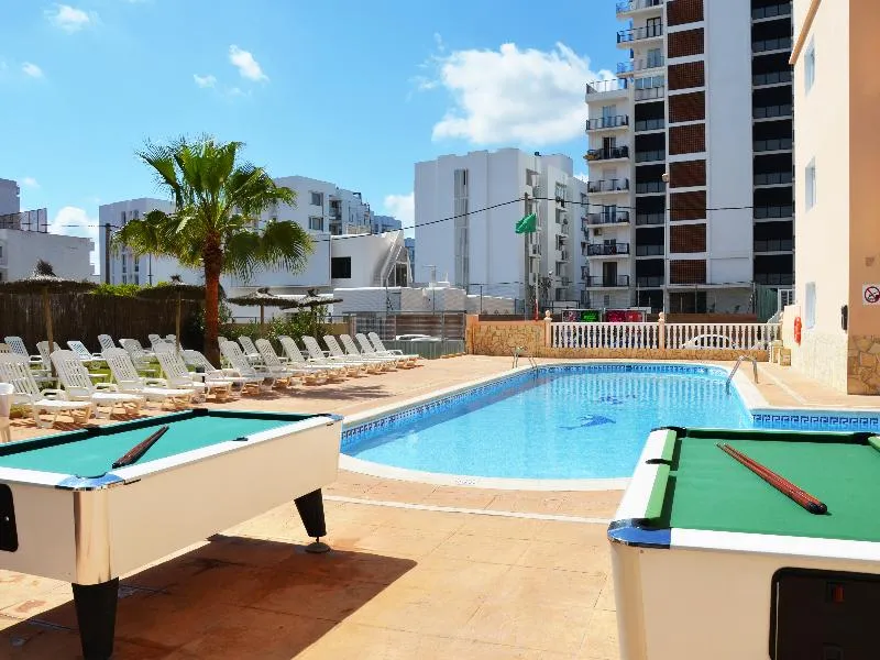 Sports and Entertainment, Apartamentos Central City, Ibiza
