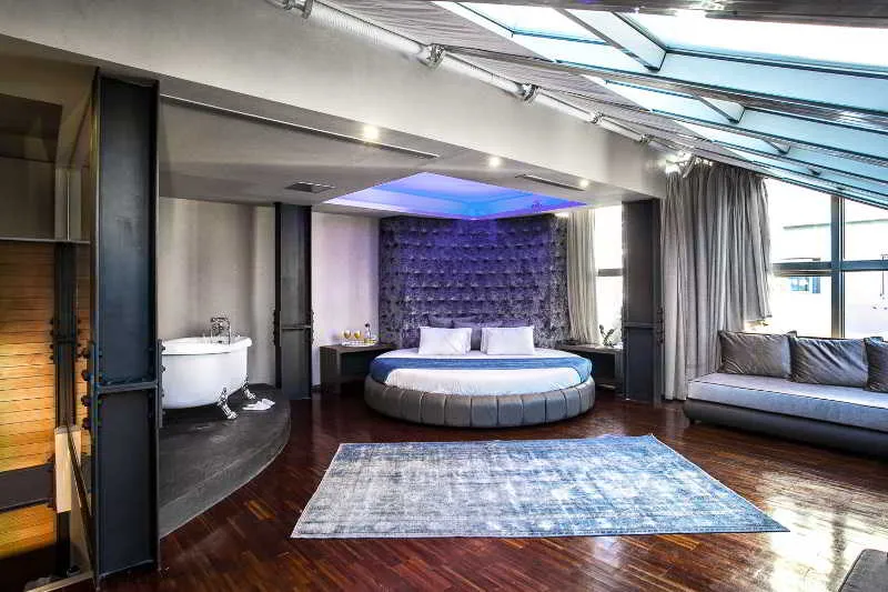 Room, Diamond Suites, Halkidiki