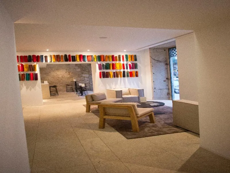 Lobby, Carris Porto Ribeira, Porto