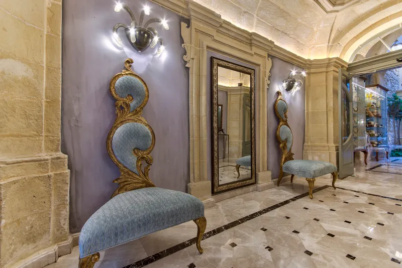 Lobby, Palazzo Consiglia, Malta