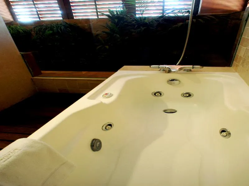 JUNIOR SUITE DELUXE WITH JACUZZI Room, Gran Hotel Guadalpin Banus, Costa Del Sol