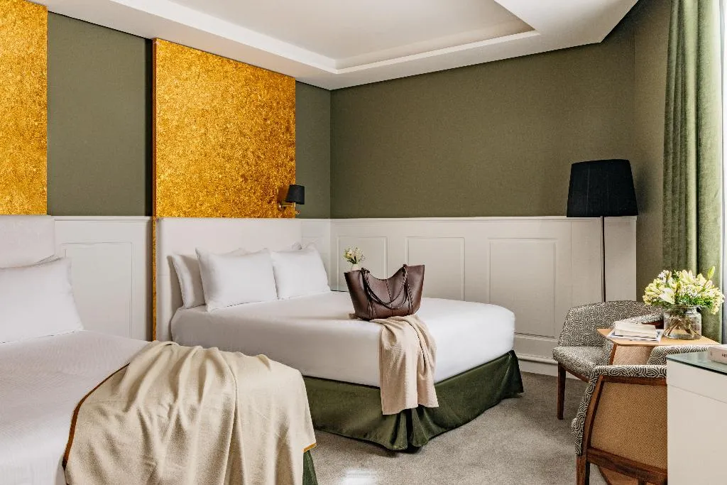 Room, Hotel Colón Gran Meliá, Seville