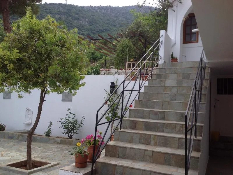 Lobby, Travlos Studios, Kalamata