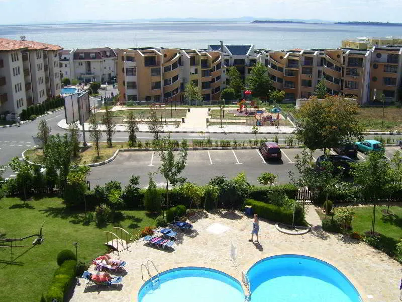 Pool, Dolphin, Bourgas