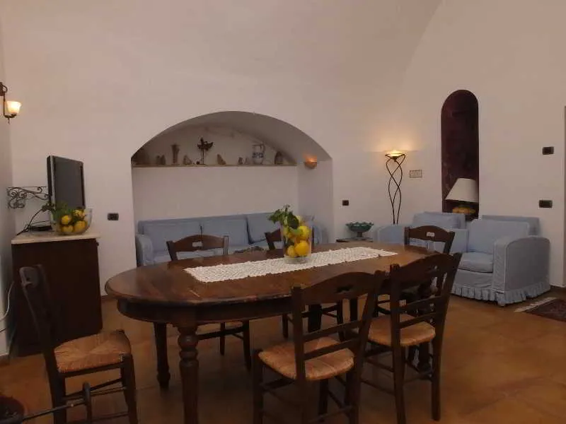 Lobby, Torre Di Cesare, Naples