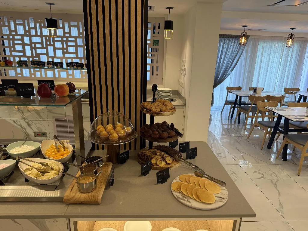 Restaurant, Best Western Plus Larco Hotel, Cyprus
