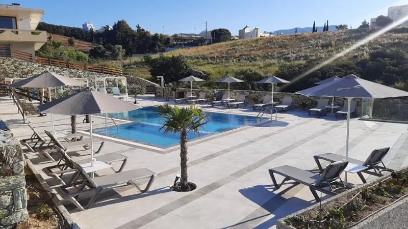 SUITE THREE BEDROOMS TWO BATHROOMS Room, Spiros-Soula Family Hotel & Thematic Suites, Crete