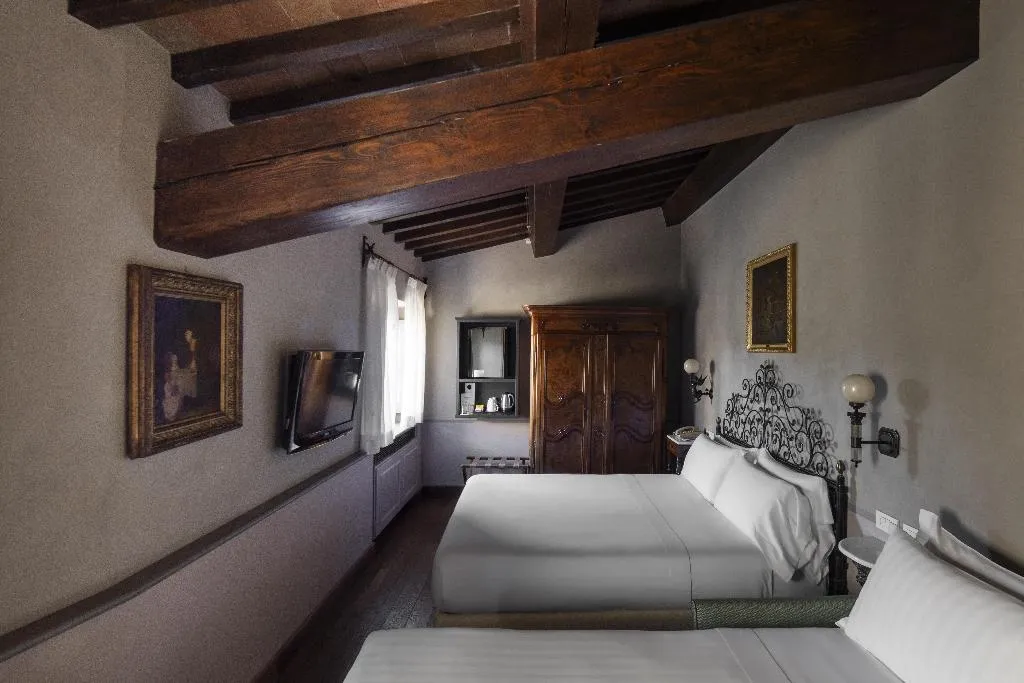 Room CLASSIC Room, Hotel Mulino di Firenze, WorldHotels Crafted, Florence