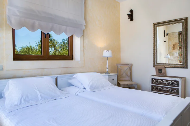 VILLA TWO BEDROOMS WITH PRIVATE POOL Room, Villa Ydria, Kefallinia