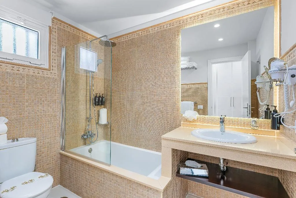 APARTMENT SUPERIOR Room, Wyndham Residences Tenerife Golf Del Sur, Tenerife