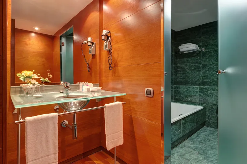 Room, Acevi Villarroel, Barcelona