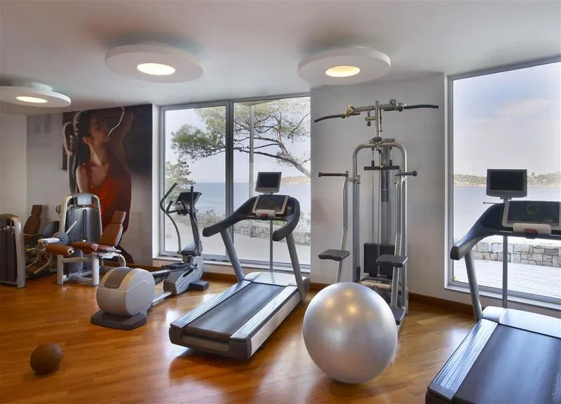Sports and Entertainment, Four Seasons Astir Palace Hotel Athens, Athens