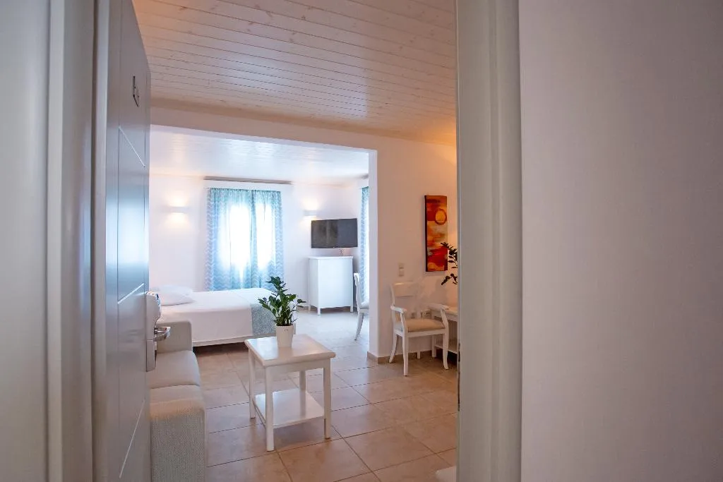 FAMILY ROOM STANDARD Room, Yiannaki, Mykonos