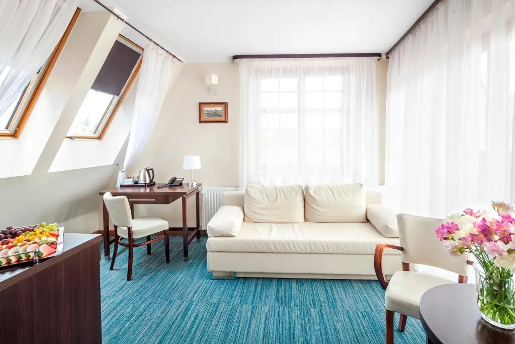 Double or Twin DELUXE TWO BEDS Room, Hotel Bonum, Gdansk
