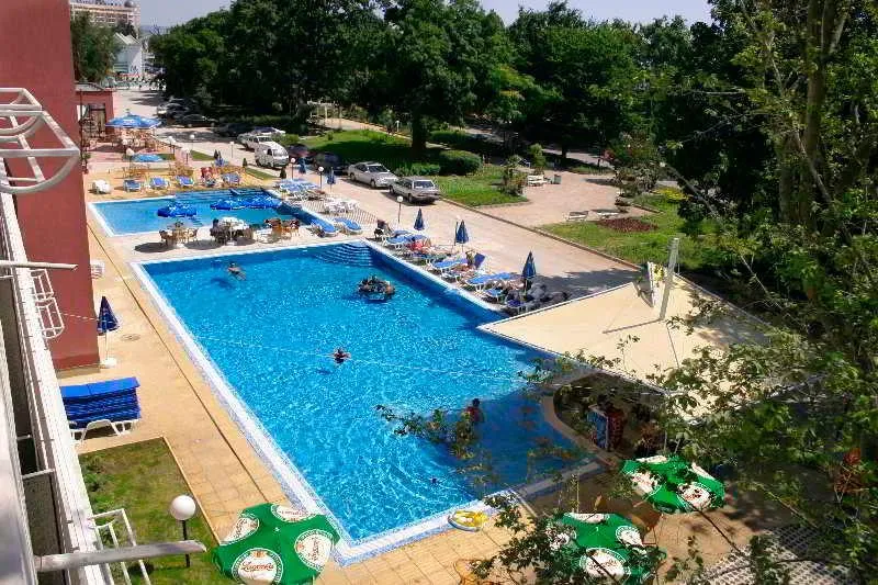 Pool, Gladiola, Varna