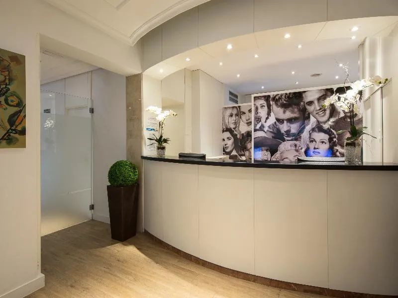 Lobby, NeoMagna Madrid, Madrid
