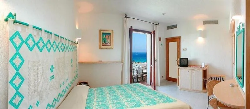 Room, Punta Est, Olbia