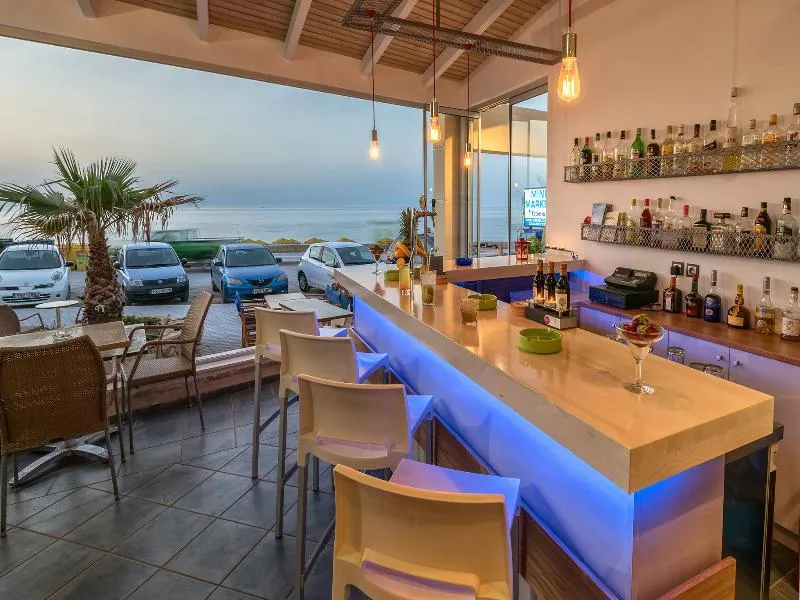 Bar, Esperia Beach, Crete