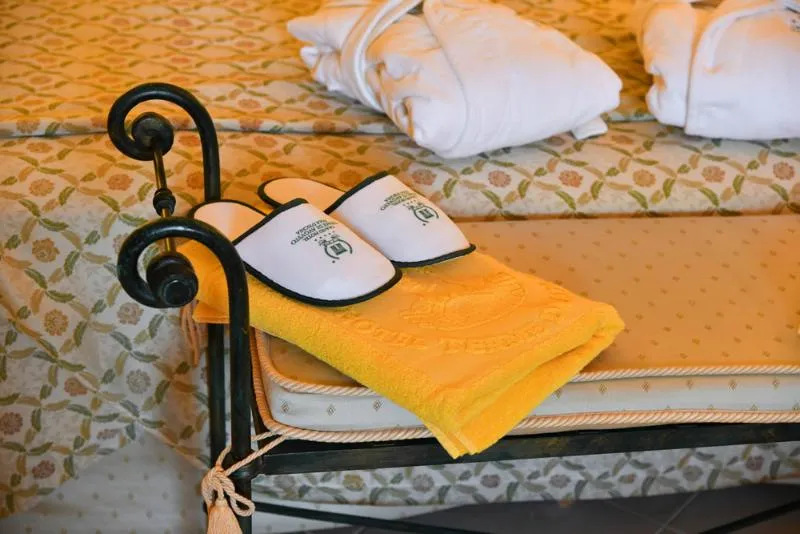 DOUBLE SUPERIOR ONE BEDROOM Room, Grand Hotel Terme Di Augusto, Naples