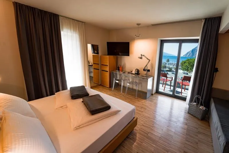 Room PREMIUM Room, Lake Front Hotel Mirage, Milan