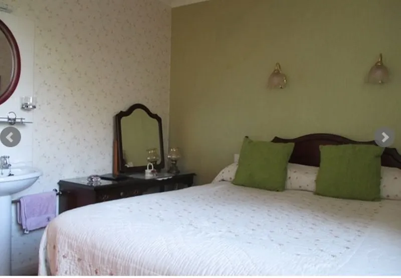 Room, Grey Gables, Cork